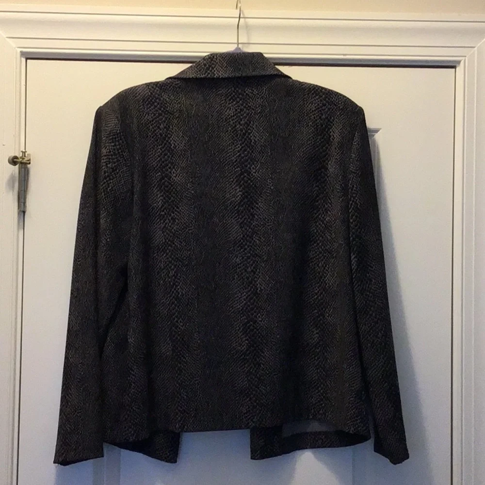 Jacket - Picture 2 of 2